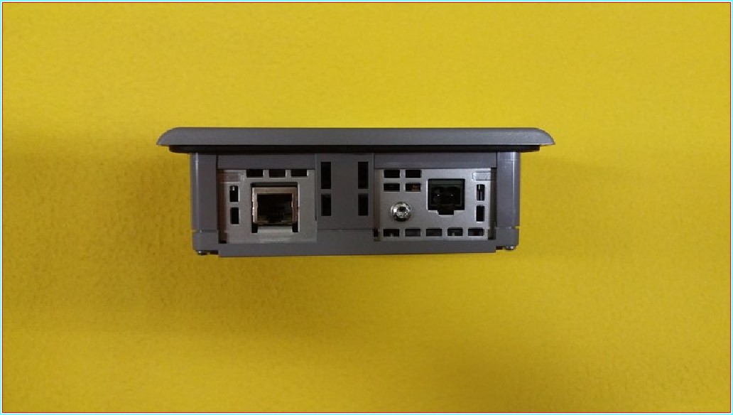 SIEMENS 6AV6 647-0AA11-3AX0 6AV6647-0AA11-3AX0 SIMATIC PANEL TOUCH SIFIR OPERATÖR PANEL