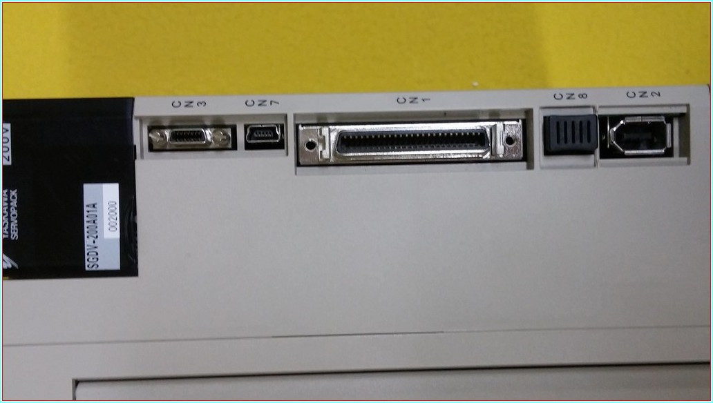 SGDV-200A01A002000 SGDV-200A01A002 YASKAWA