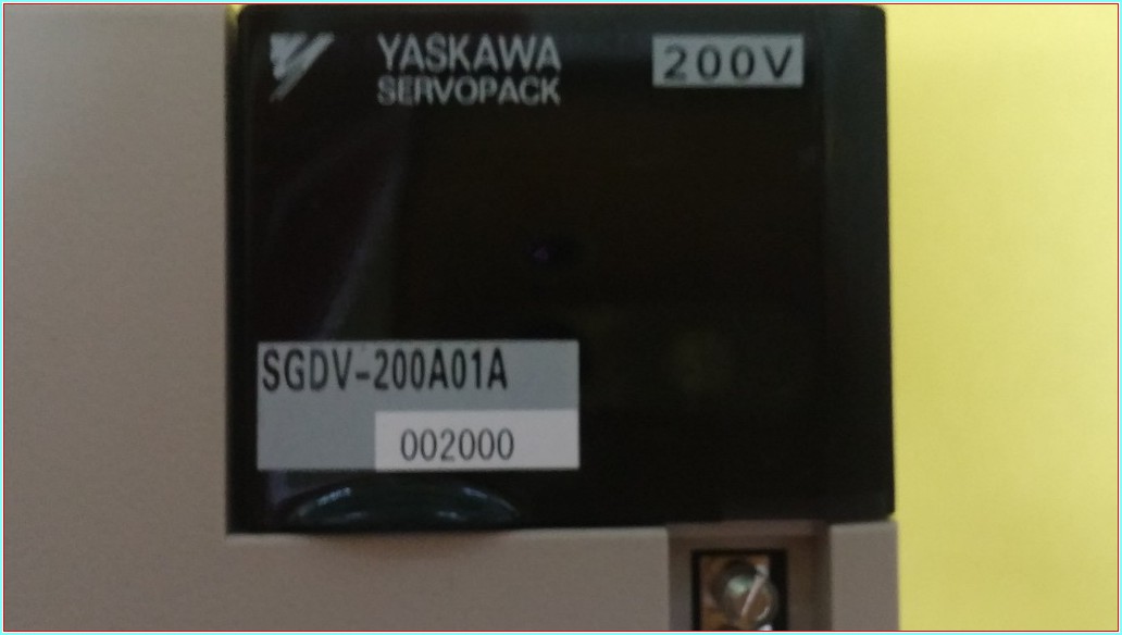SGDV-200A01A002000 SGDV-200A01A002 YASKAWA