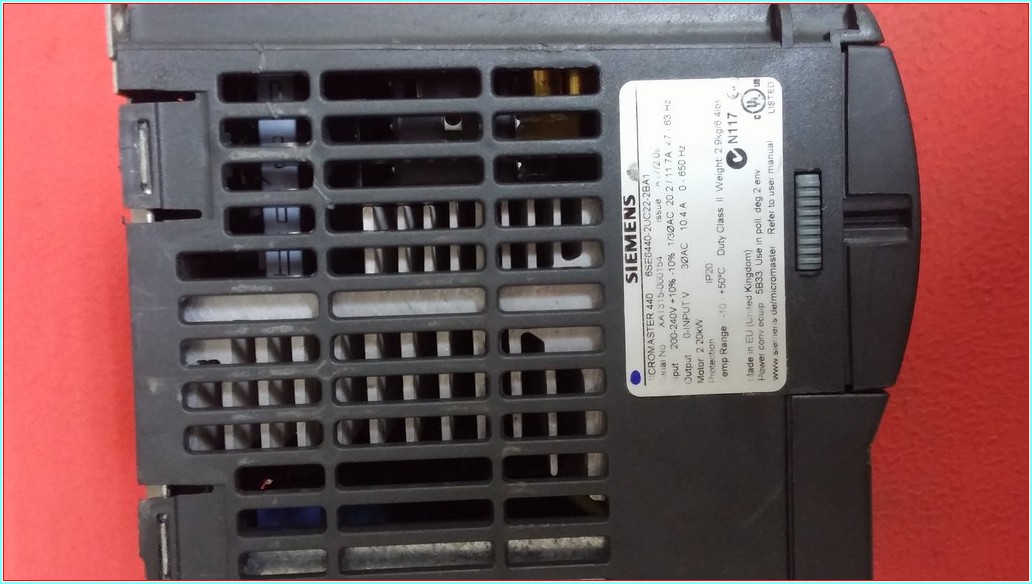 SIEMENS MICROMASTER 440 6SE6440-2UC22-2BA1 2,20KW SÜRÜCÜ