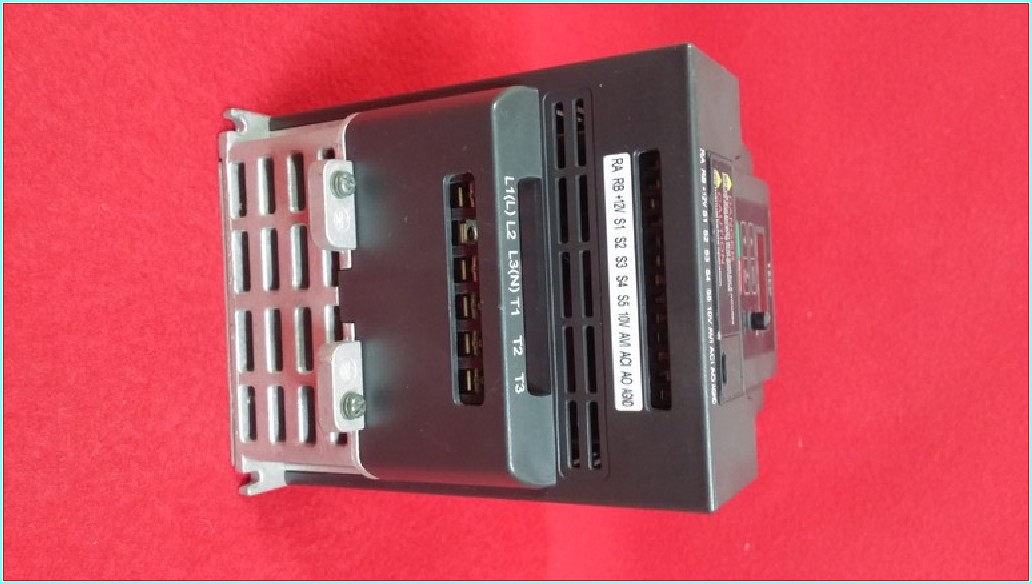 TECO L510-203-H1F-P 2,2KW 3HP 230V SÜRÜCÜ