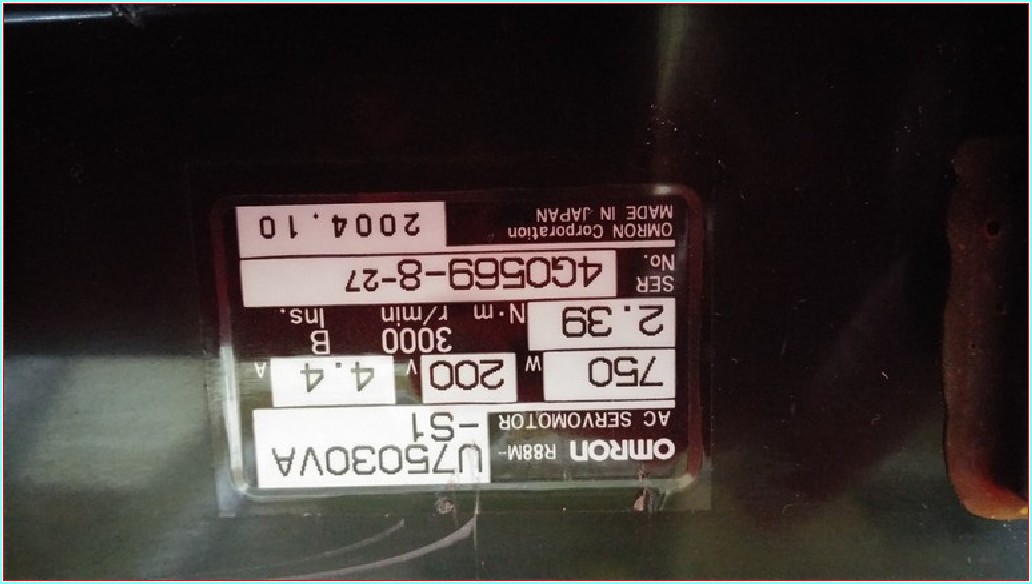 OMRON R88D-UA20V 750W SERVO SÜRÜCÜ VE R88M-U75030VA-S1 SERVO MOTOR TAKIM