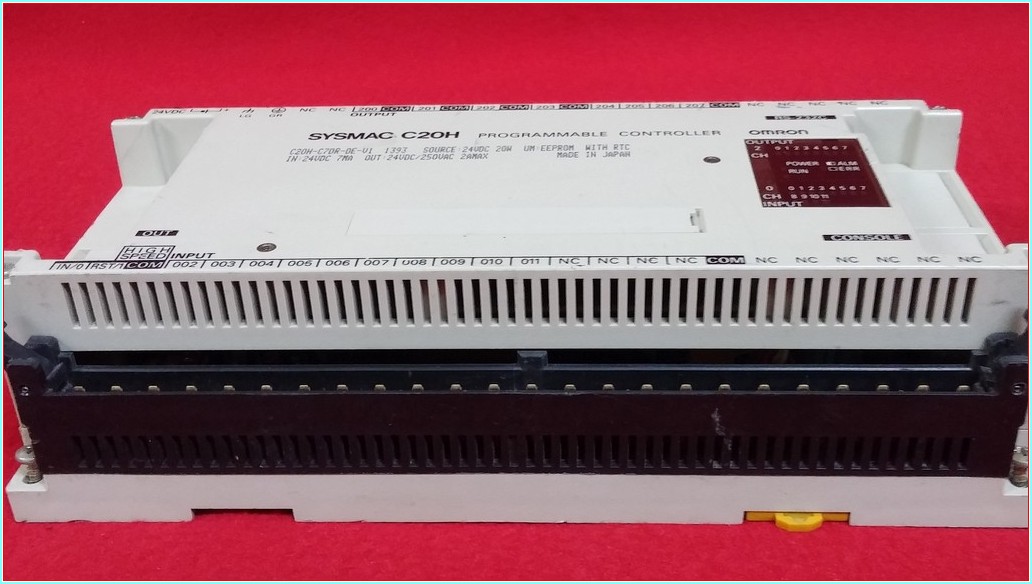 OMRON SYSMAC C20H-C7DR-DE-V1 RS-232C PROGRAMMABLE CONTROLLER PLC