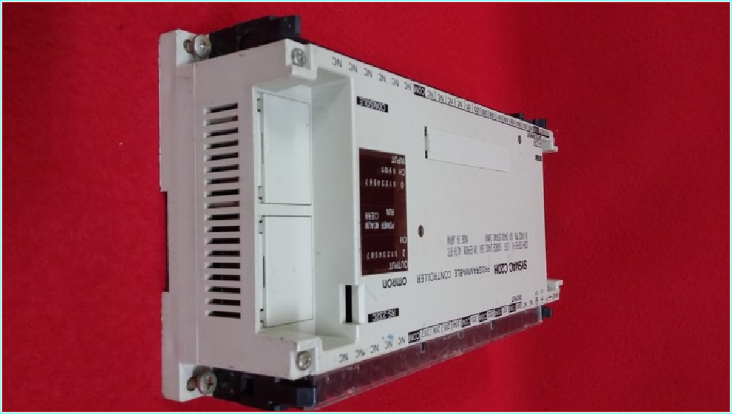 OMRON SYSMAC C20H-C7DR-DE-V1 RS-232C PROGRAMMABLE CONTROLLER PLC