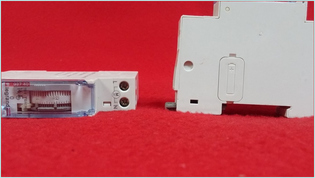 LEGRAND 4 127 90 MİCROREX QT11 W OTOMAT TİPİ ZAMAN SAATİ