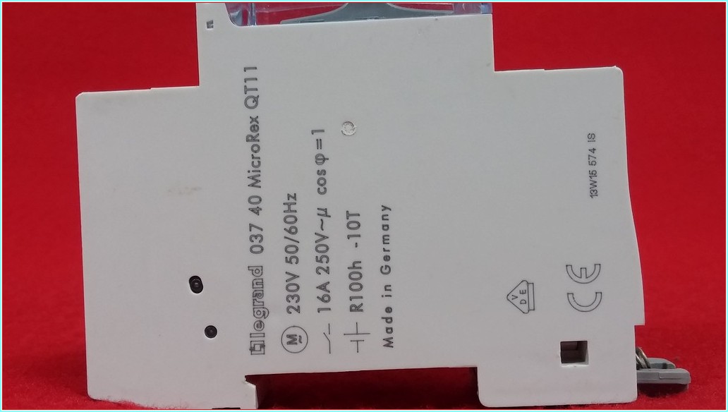 LEGRAND 4 127 90 MİCROREX QT11 W OTOMAT TİPİ ZAMAN SAATİ