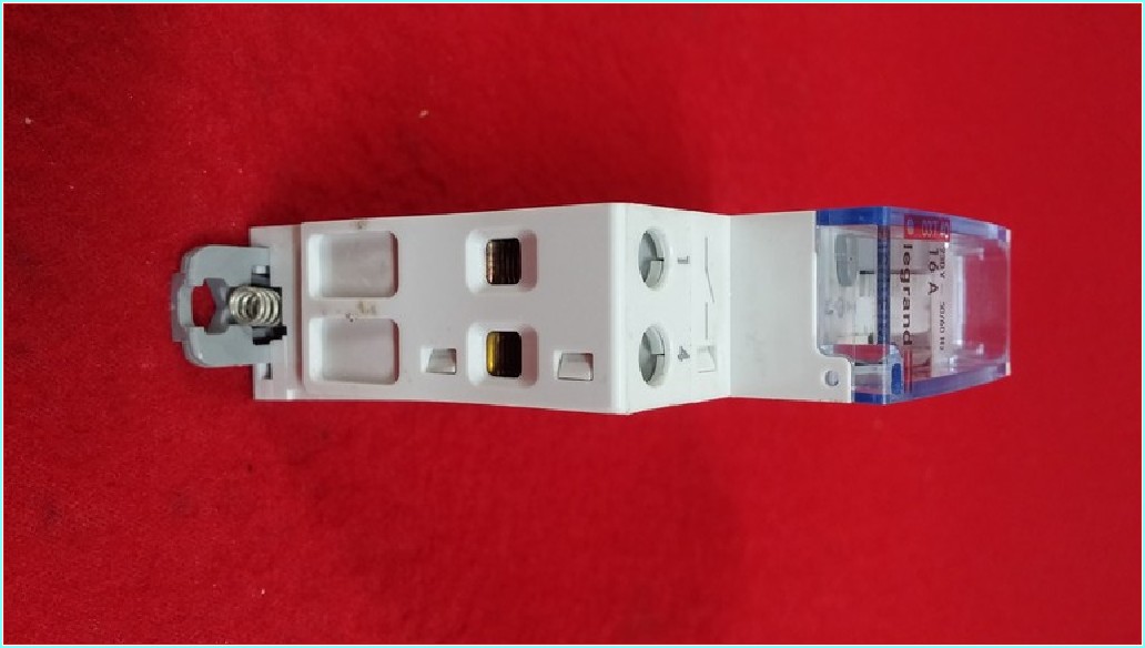 LEGRAND 4 127 90 MİCROREX QT11 W OTOMAT TİPİ ZAMAN SAATİ