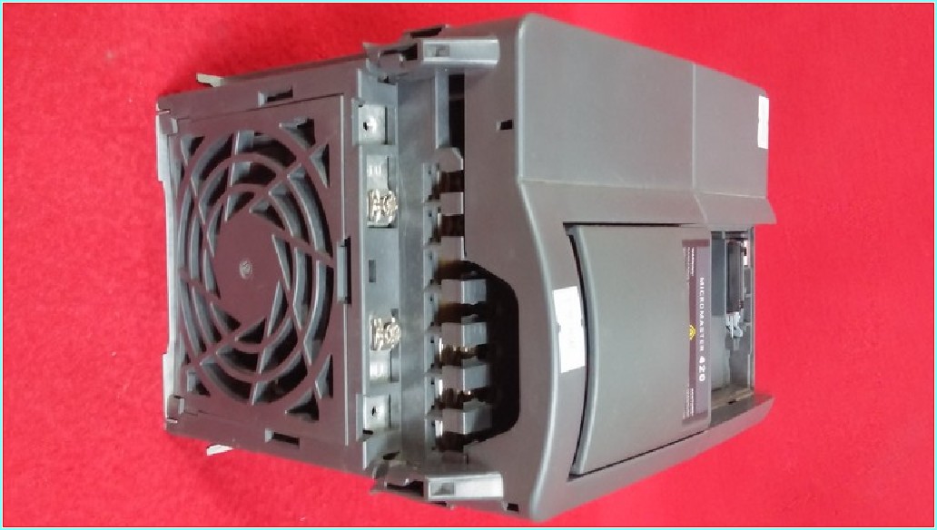 SIEMENS MICROMASTER 420 6SE6420-2UC21-5BA1 1,5KW 7,4A SÜRÜCÜ