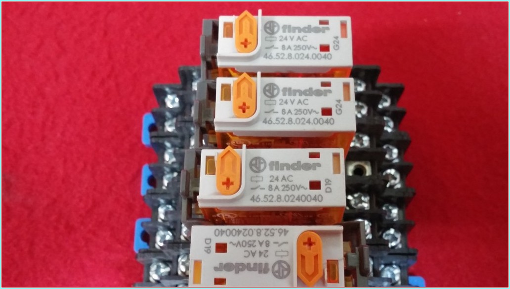 FİNDER 46.52.8.024.0040 24VAC 8A 250V  G24-D19 DİP SÖKETLİ 2 KONTAKLI SIFIR MİNİ RÖLE