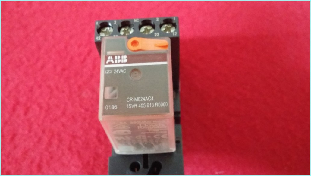 ABB CR-M024AC4 24VAC SIFIR 4 KONTAKLI MİNİ RÖLE