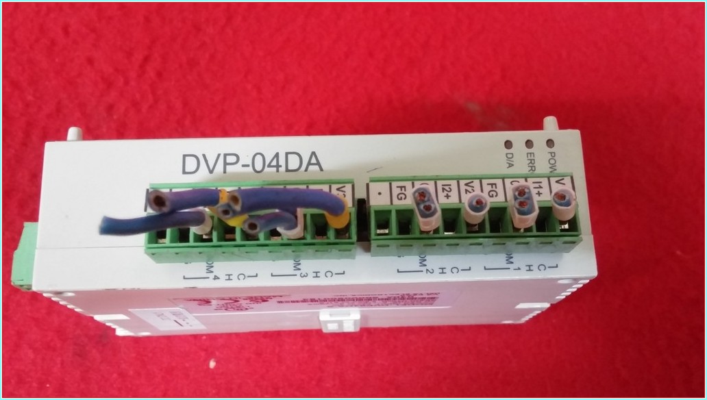 DELTA DVP04DA-S DVP-04DA DVP04DA-S2 ANALOG ÇIKIŞ PLC MODÜLÜ