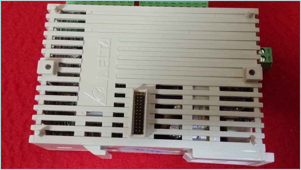 DELTA DVP04DA-S DVP-04DA DVP04DA-S2 ANALOG ÇIKIŞ PLC MODÜLÜ