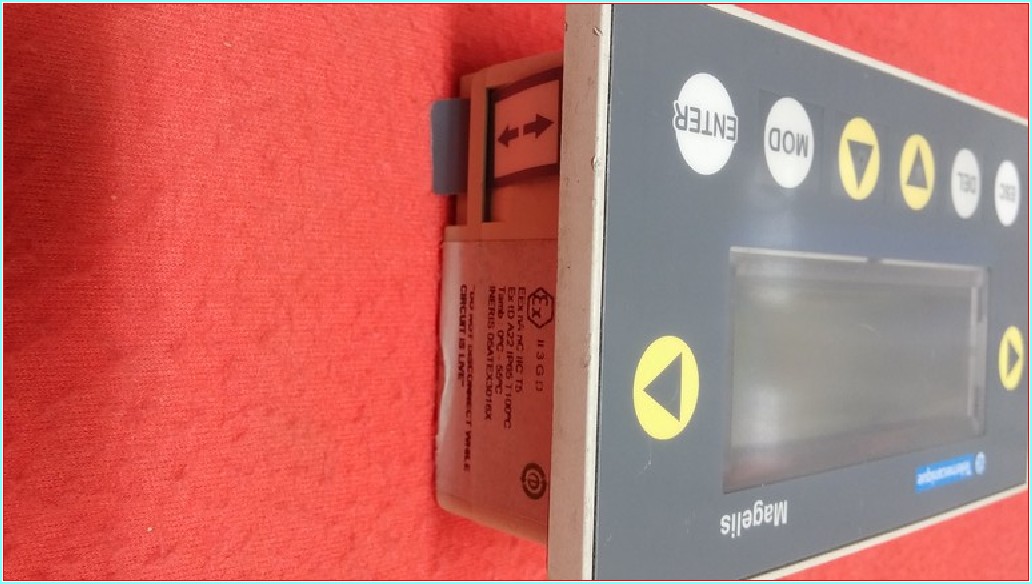 TELEMECANİQUE MAGELİS XBT-N410 OPERATÖR PANEL