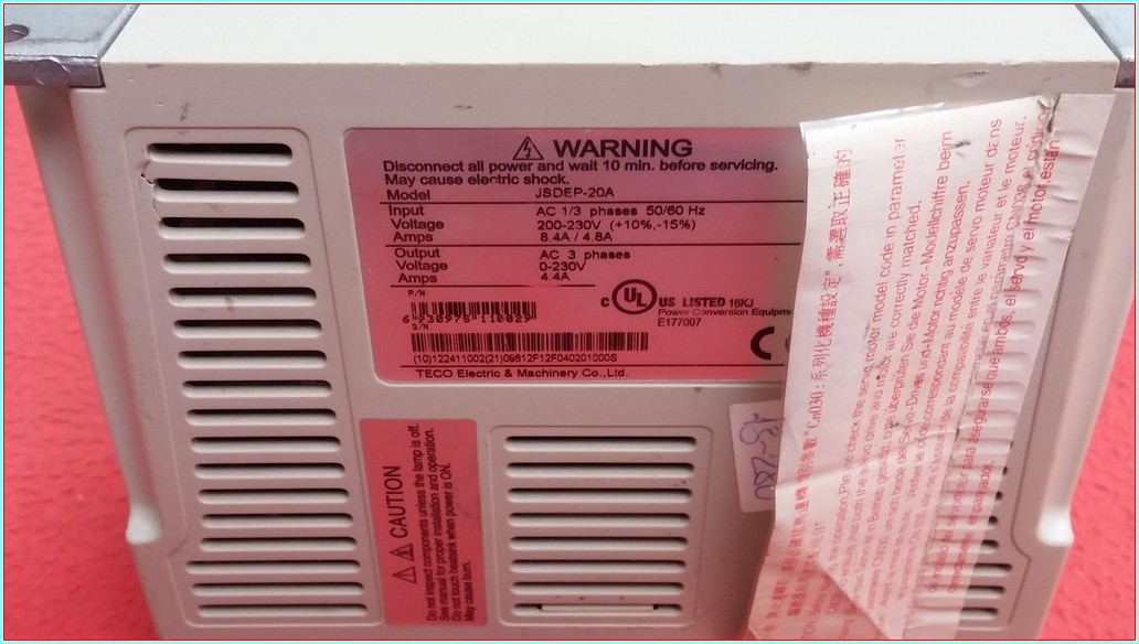 TECO JSDEP-20A 230V 4,4A SERVO SÜRÜCÜ