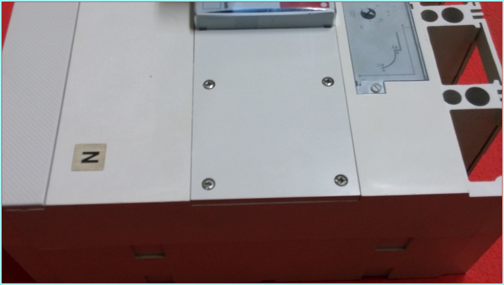 LEGRAND DPX 1250 800A 4 KUTUPLU TMŞ