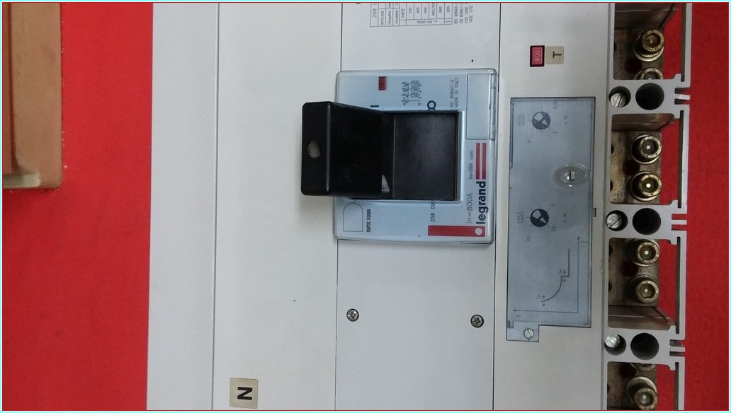 LEGRAND DPX 1250 800A 4 KUTUPLU TMŞ