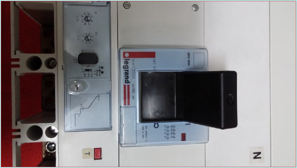LEGRAND DPX 1600 1250A 4 KUTUPLU TMŞ