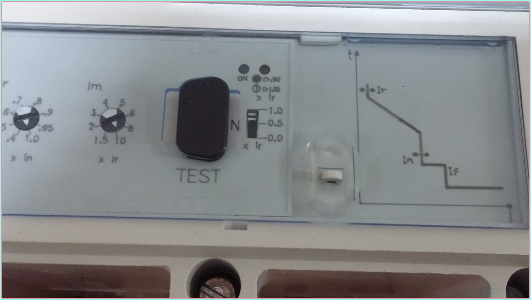 LEGRAND DPX 1600 1250A 4 KUTUPLU TMŞ