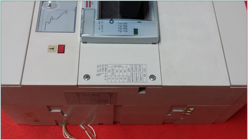 LEGRAND DPX 1600 1600A 4 KUTUPLU TMŞ