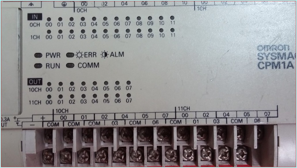 OMRON CPM1A-40CDR-A CPM1A 40CDR A CPM1A40CDRA PLC