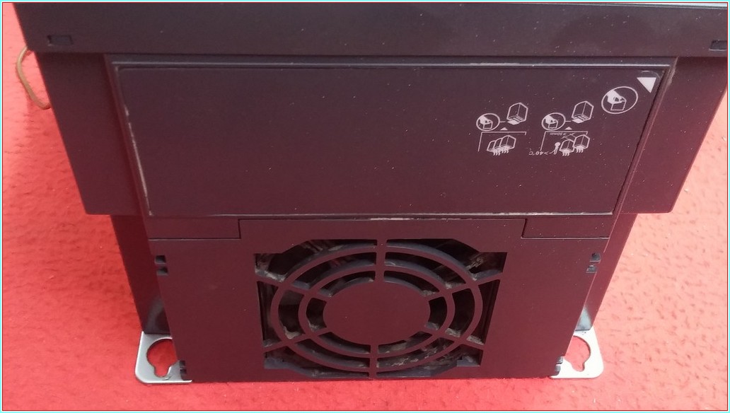 SCHNEİDER ATV312HU55N4 5,5 KW 7,5 HP SÜRÜCÜ