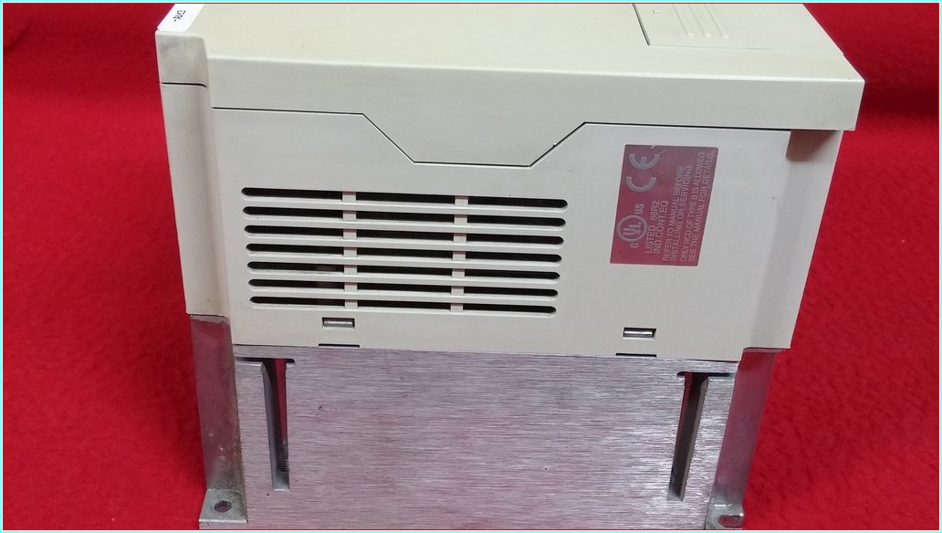 MITSUBISHI FR-E520S-0.75K-EC FR-E520S-0,75K-EC 0,75 KW SÜRÜCÜ