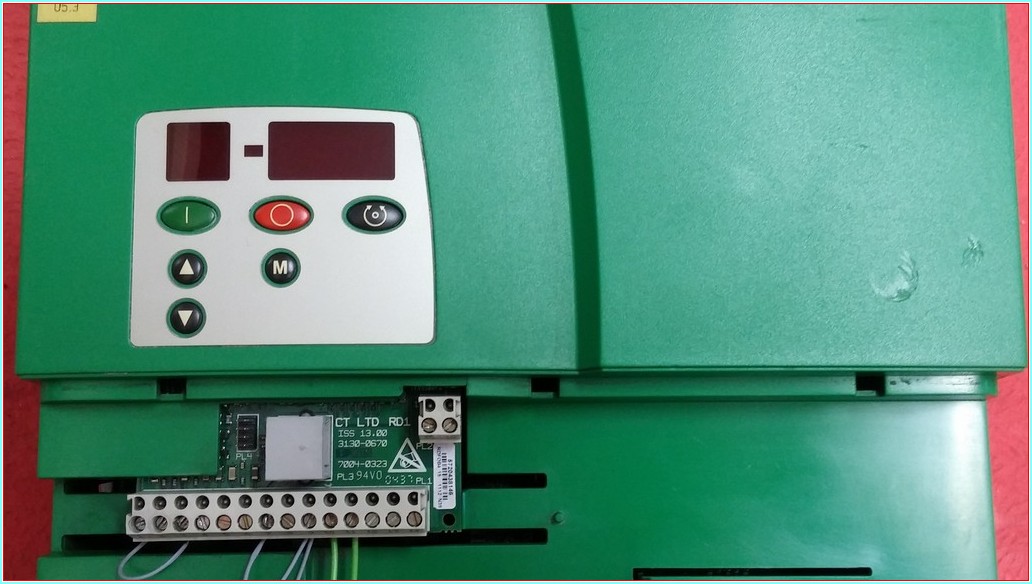 CONTROL TECHNIQUES SE43401500 15 KW 27,4 A