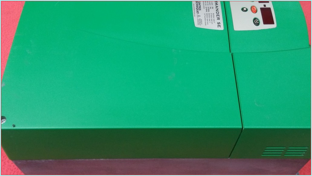 CONTROL TECHNIQUES SE43401500 15 KW 27,4 A