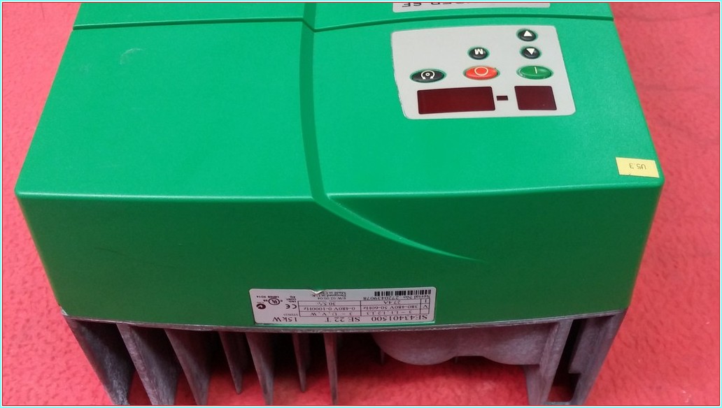 CONTROL TECHNIQUES SE43401500 15 KW 27,4 A