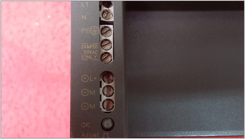 SIEMENS 6EP1 334-2AA00 6EP1334-2AA00 120 / 230VAC 10A SITOP POWER 10 GÜÇ KAYNAĞI