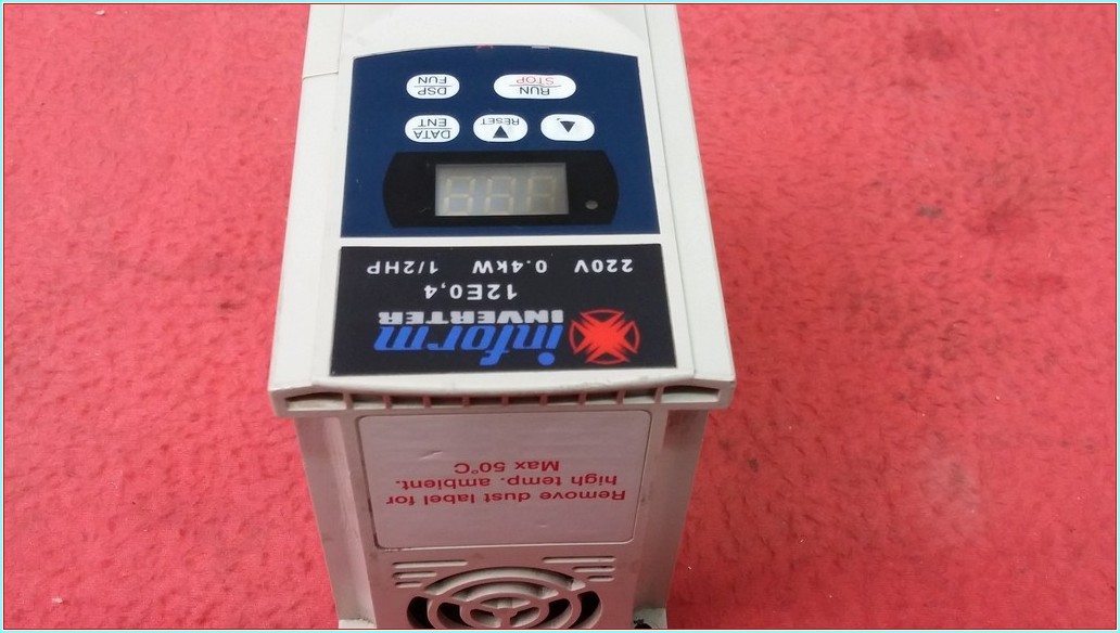 İNFORM 12E0,4 220V 0,4 KW 1/2 HP INVERTER SÜRÜCÜ