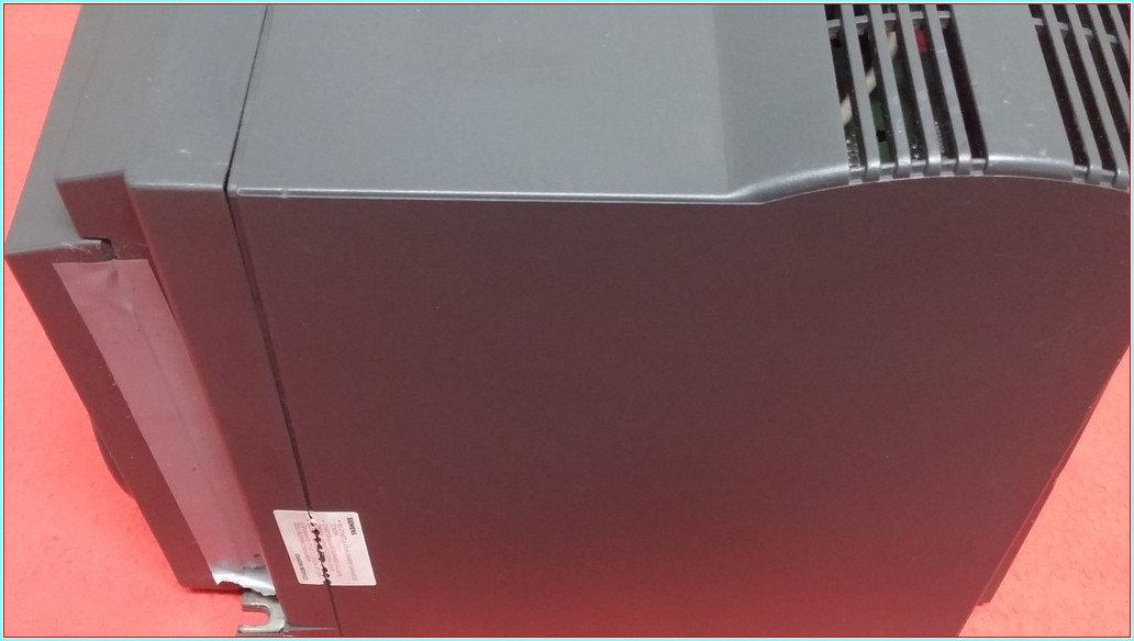 SIEMENS MICROMASTER 6SE9221-0CC40 3 HP 2200 W SÜRÜCÜ