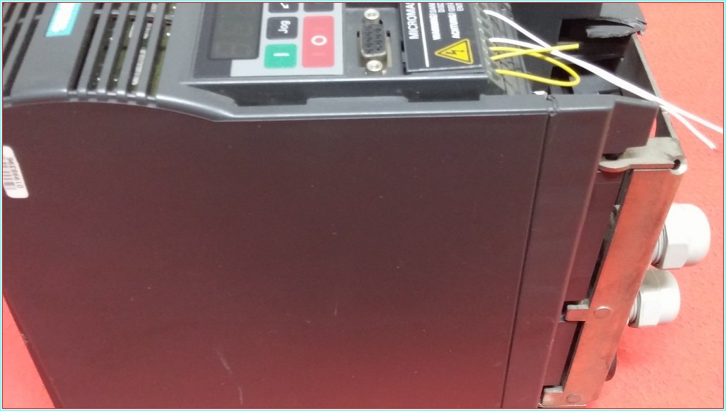 SIEMENS MICROMASTER 6SE9221-0CC40 3 HP 2200 W SÜRÜCÜ
