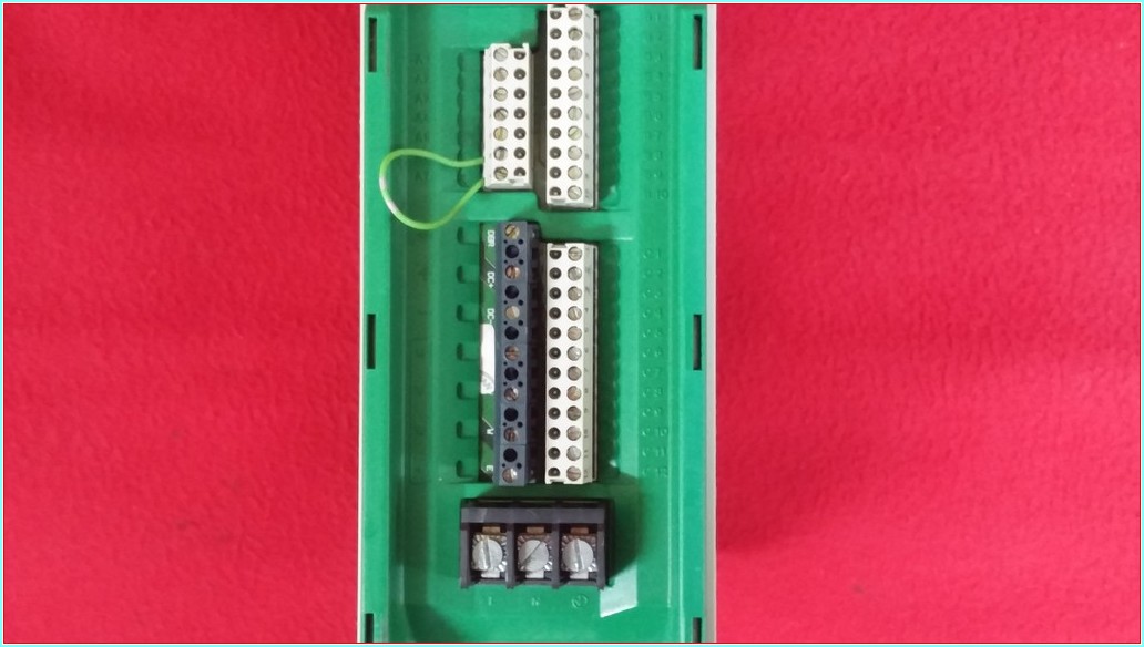 CONTROL TECHNIQUES DIN1220075B 0,75 KW SÜRÜCÜ