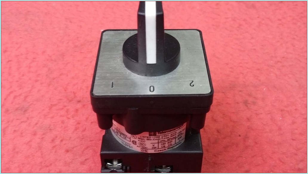 TELEMECANİQUE K1B001ULH 12A 1-0-2 TRANSFER PAKO