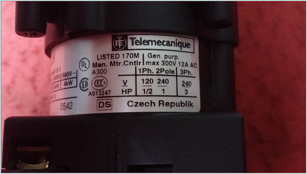 TELEMECANİQUE K2A001ALH 20A 0-1 AÇ KAPA PAKO
