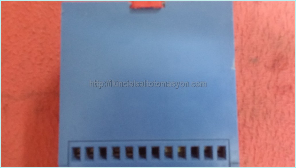 ENERDIS TRIAD T33 TD018 TD 018 IEC 688 T33 OBSOLETE- REPLACED BY TRIAD2 T303