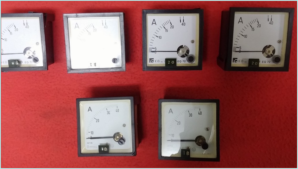 SET EQ 72 5X20 ANALOG AMPERMETRE