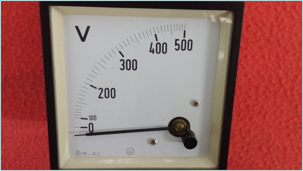 SET 100X500 ANALOG VOLTMETRE