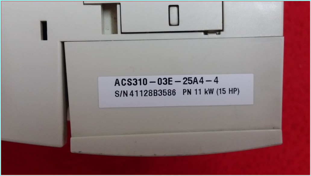 ABB ACS310-03E-25A4-4 ACS310 11KW 11 KW 15 HP 25,4A SÜRÜCÜ