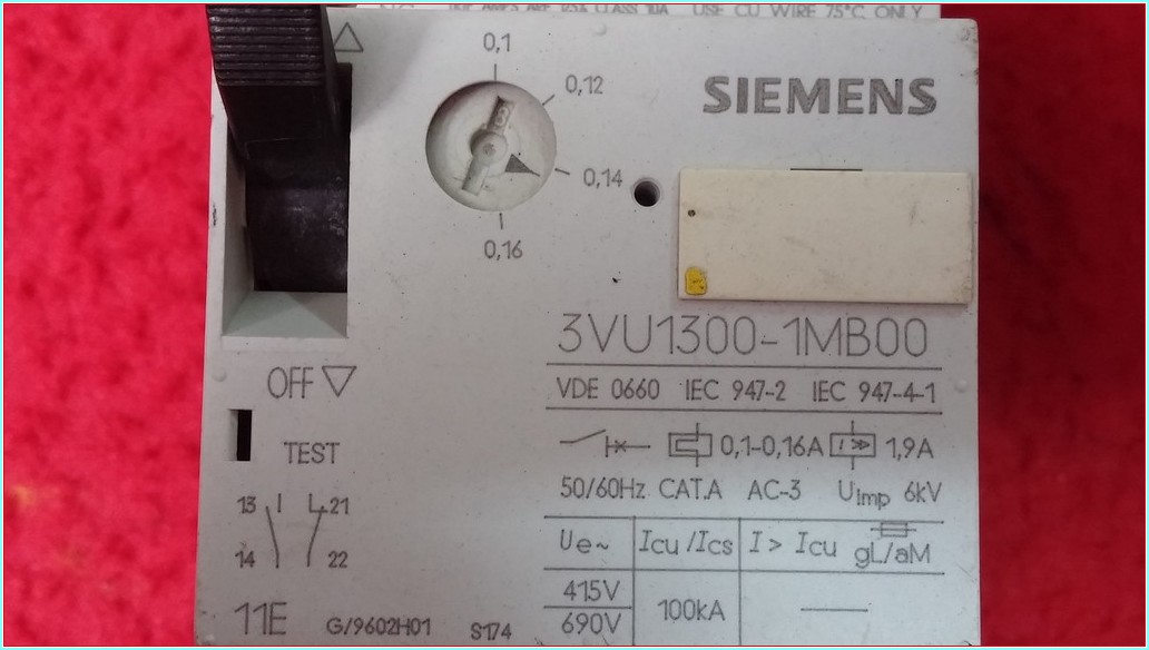 SIEMENS 3VU1300-1MB00 0,1-0,16A YARDIMCI KONTAKLI MOTOR KORUMA 