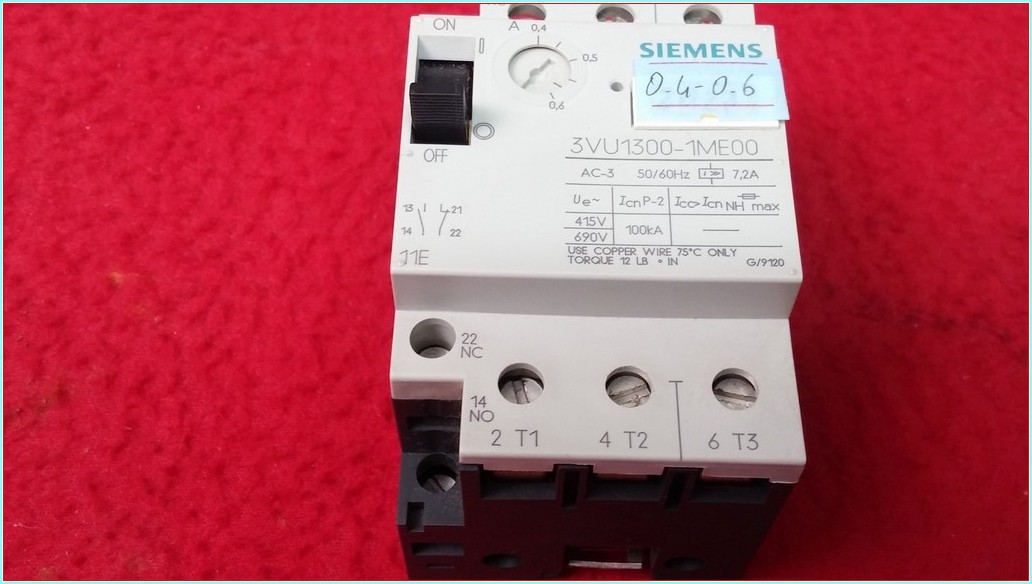 SIEMENS 3VU1300-1ME00 0,4-0,6A YARDIMCI KONTAKLI MOTOR KORUMA
