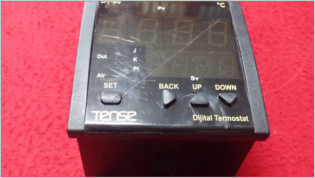 TENSE DT-96 DT-96E TEMPERATURE CONTROLLER 96X96 DİJİTAL TERMOSTAT