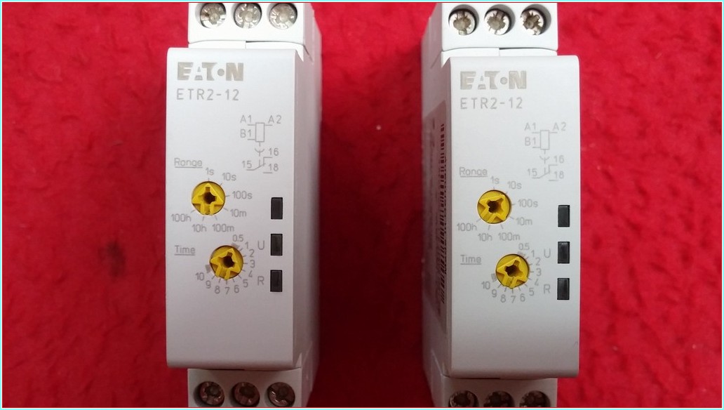 EATON ETR2-12 GECİKMELİ ZAMAN RÖLESİ