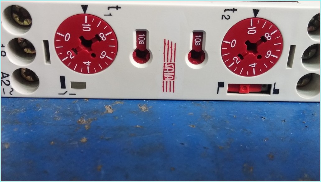 SAIA KOP170J7MWVPN00 ÇİFT ZAMANLI ELEKTRONİK ZAMAN RÖLESİ