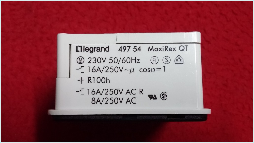 LEGRAND 497 54 MAXİREX QT 230V 16A ZAMAN SAATİ