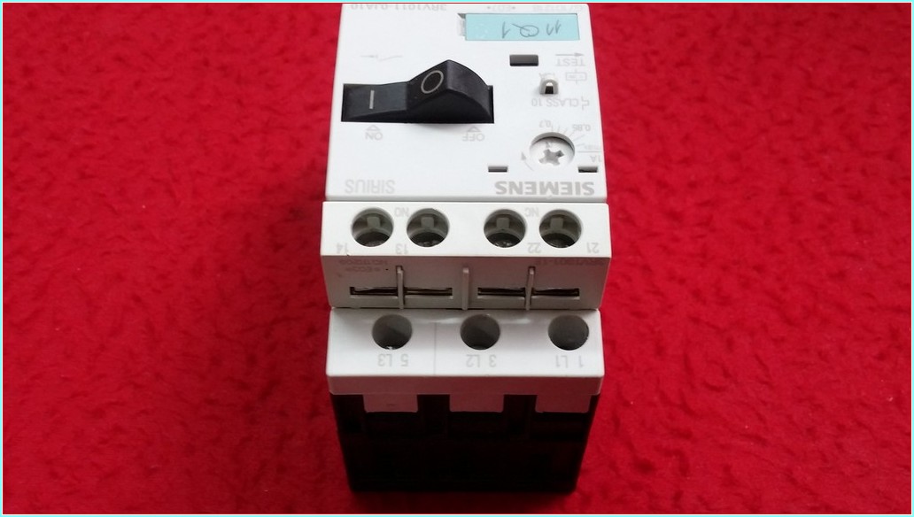SIEMENS 3RV1011-0JA10 0,7-1A ŞARTEL TİPİ YARDIMCI KONTAKLI MOTOR KORUMA