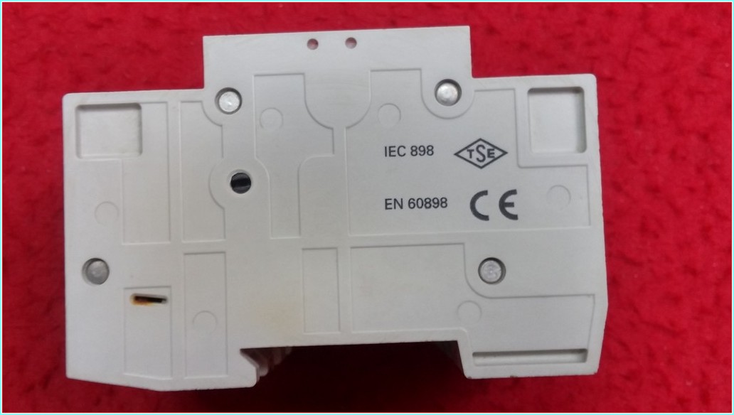 SIEMENS 5SQ23 C50 3X50 50A C OTOMAT