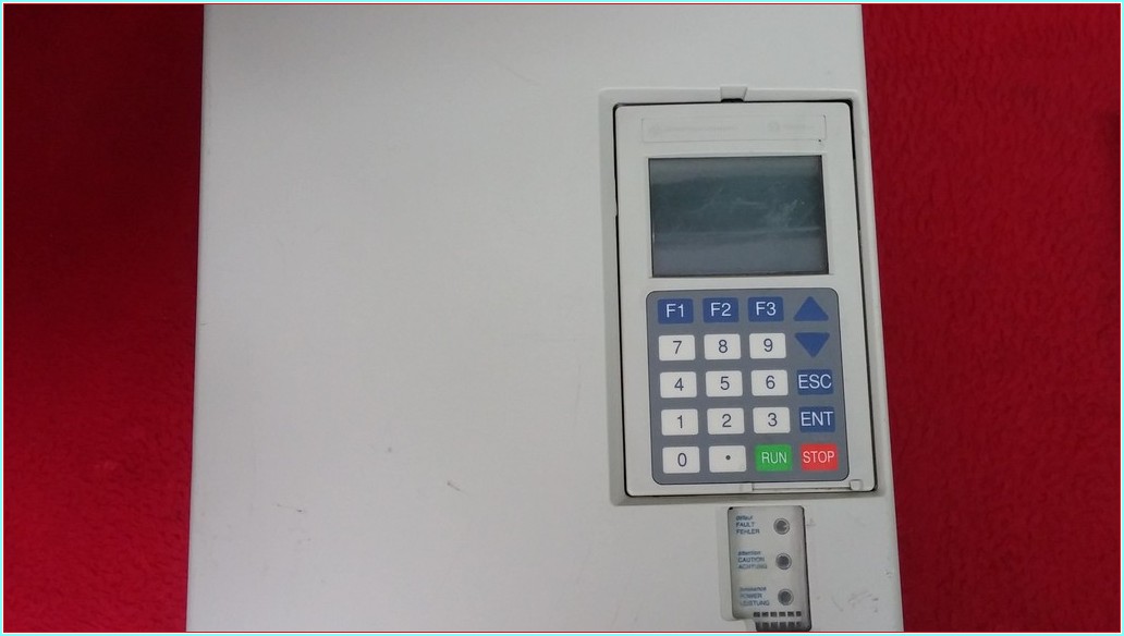 TELEMECANİQUE ATV66D16N4 11-15 KW SÜRÜCÜ INVERTER DRIVER