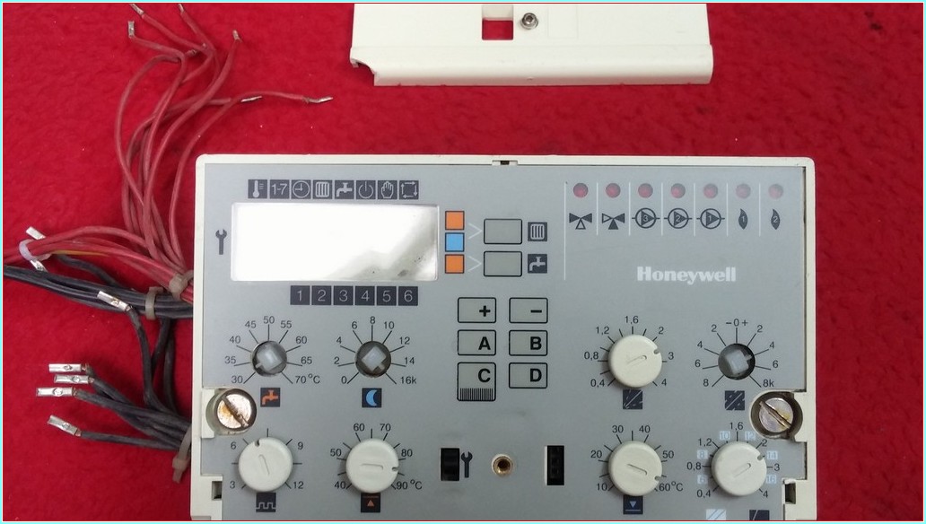 HONEYWELL W6060C KAZAN ISI KONTROL CİHAZI